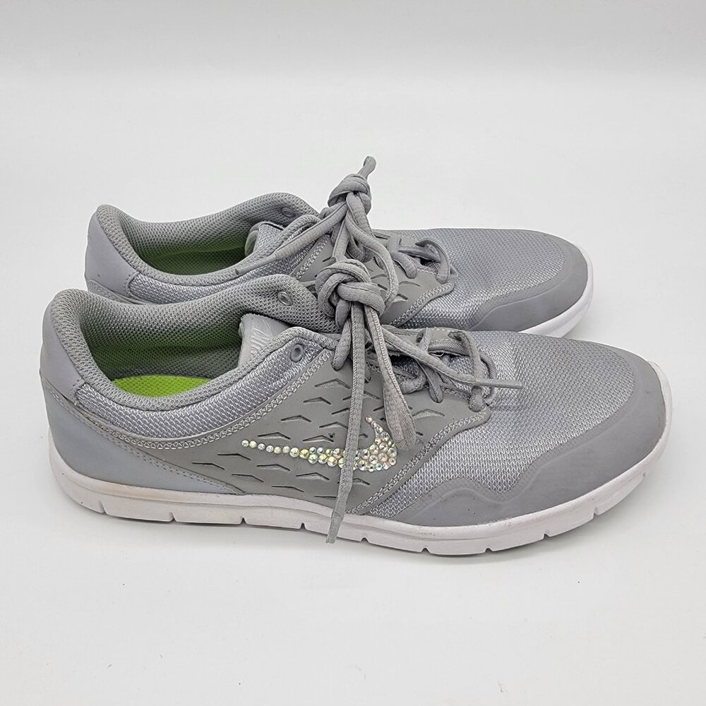 Nike Orive NM Sneakers‎ Women’s Sz 9 Gray Silver Running 677136-007 Bling Swoosh